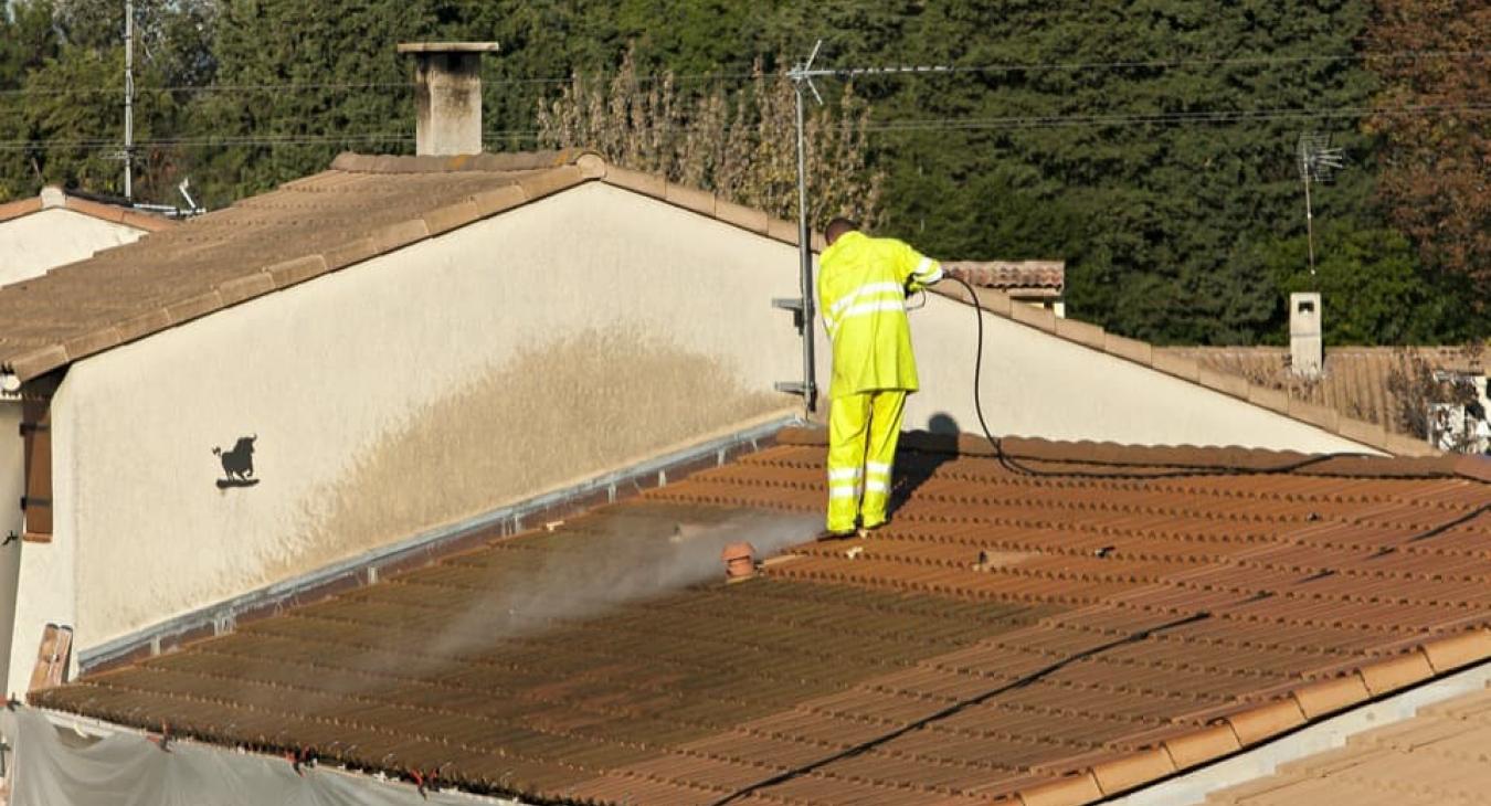 Démoussage & Nettoyage de toiture